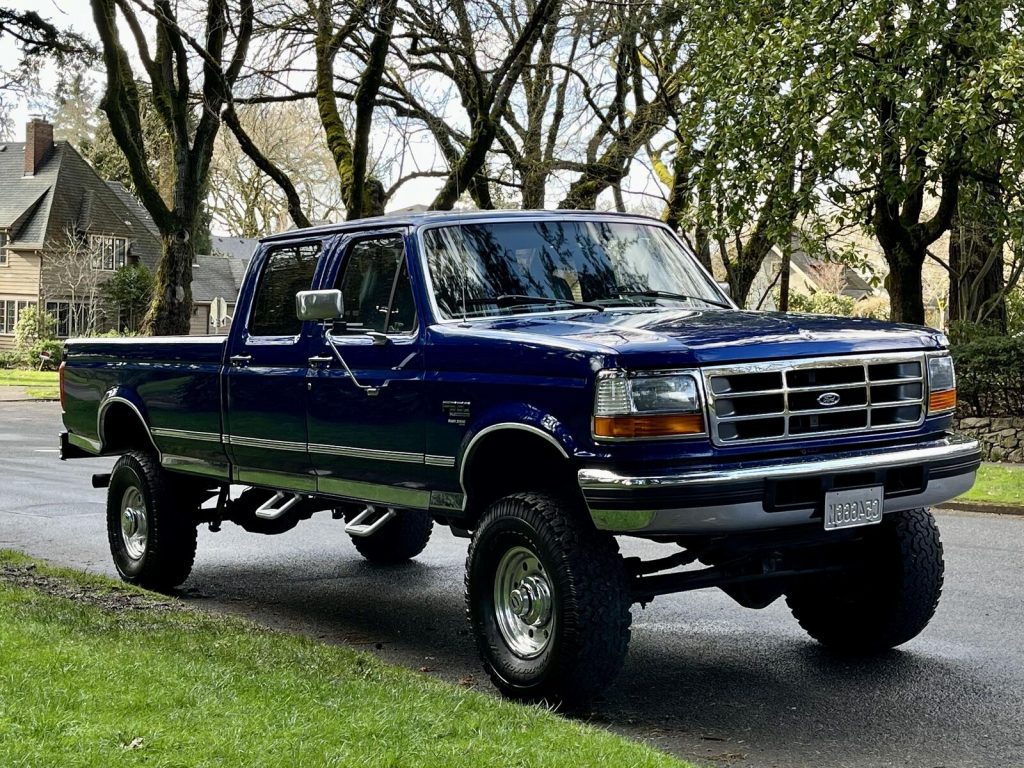 1997 Ford F-350 HD 4X4 CREW CAB 4DR LONG BED 7.3L Power Stroke Diesel ALL Record