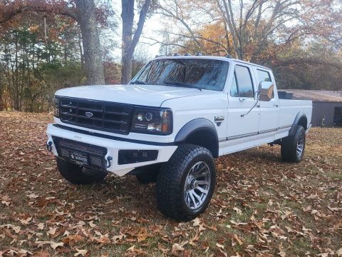 1997 Ford F-350 XLT Crew Cab lifted [well serviced with new parts] for sale