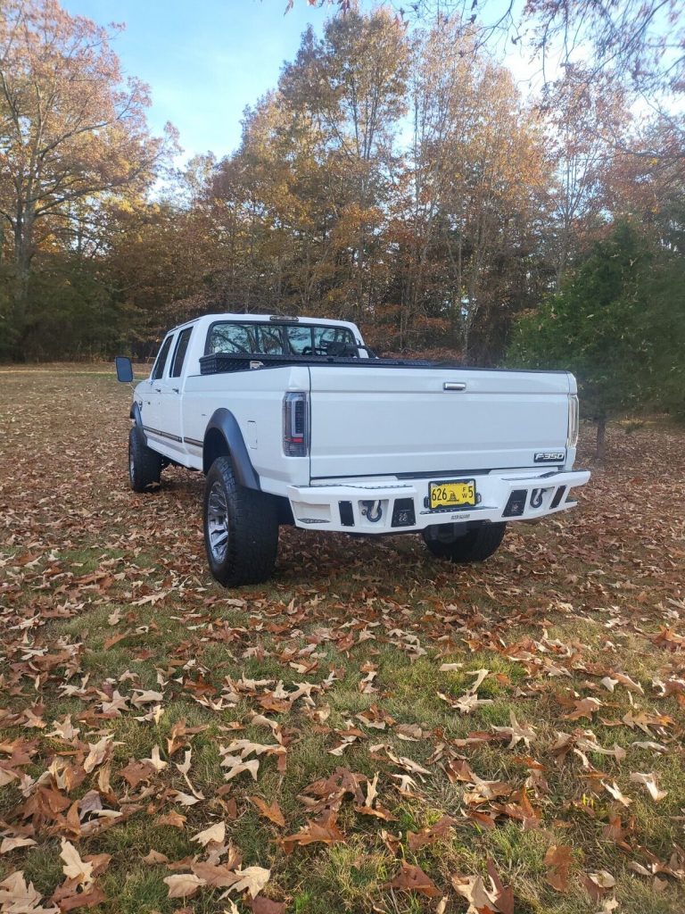 1997 Ford F-350 XLT Crew Cab lifted [well serviced with new parts]