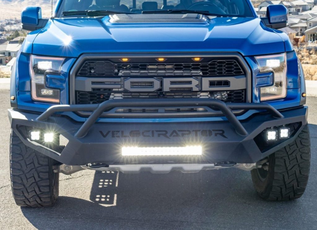 2018 Ford F-150 SuperCrew Hennessey VelociRaptor 600 lifted [awesome shape]
