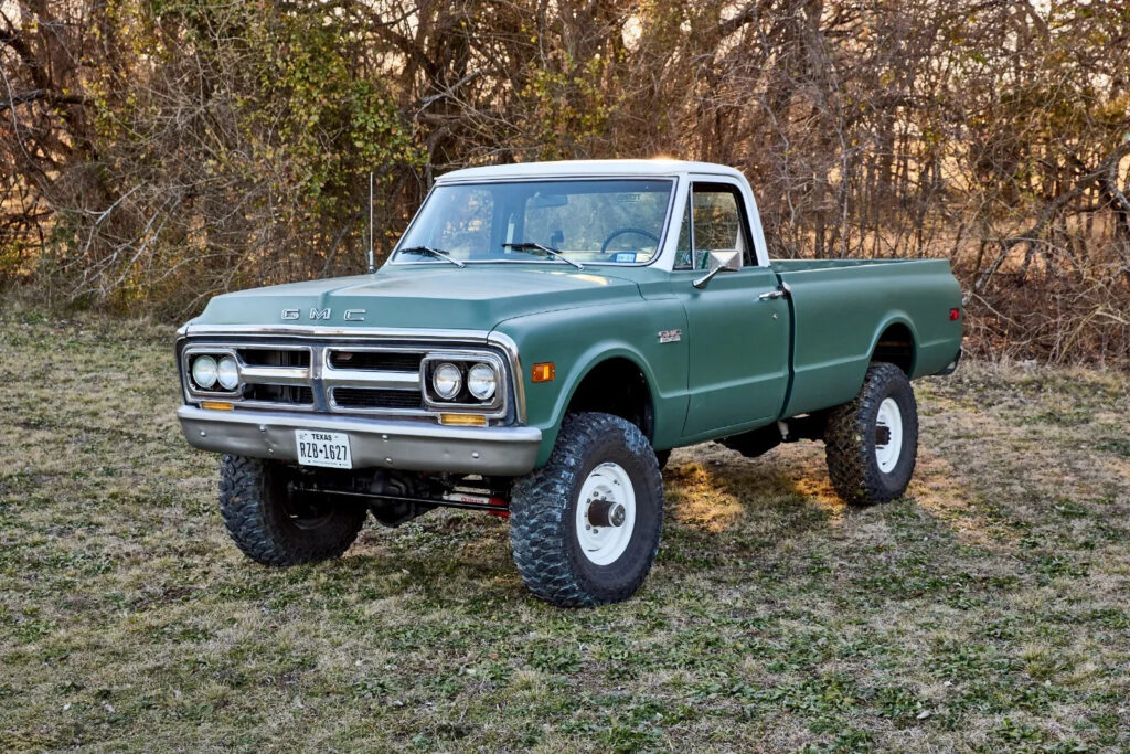 1972 GMC C/K 2500 Pickup lifted [nicely modified]