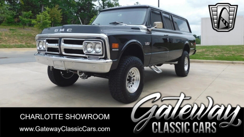 Black 1972 GMC Suburban Other 350 CID V8 TH400