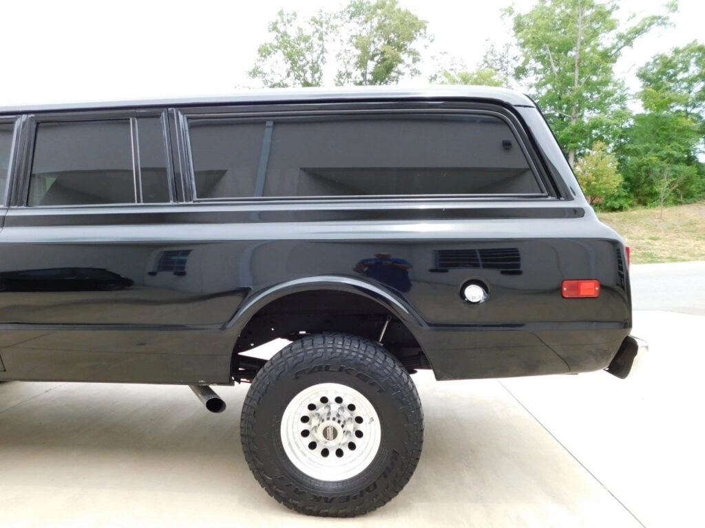 Black 1972 GMC Suburban Other 350 CID V8 TH400