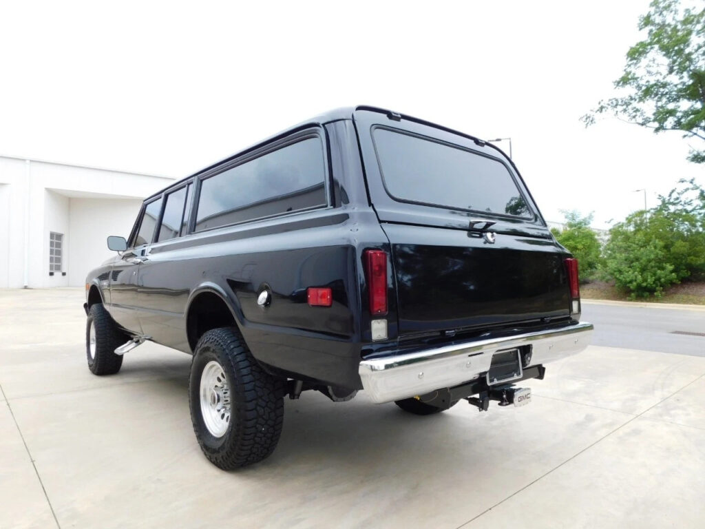 Black 1972 GMC Suburban Other 350 CID V8 TH400