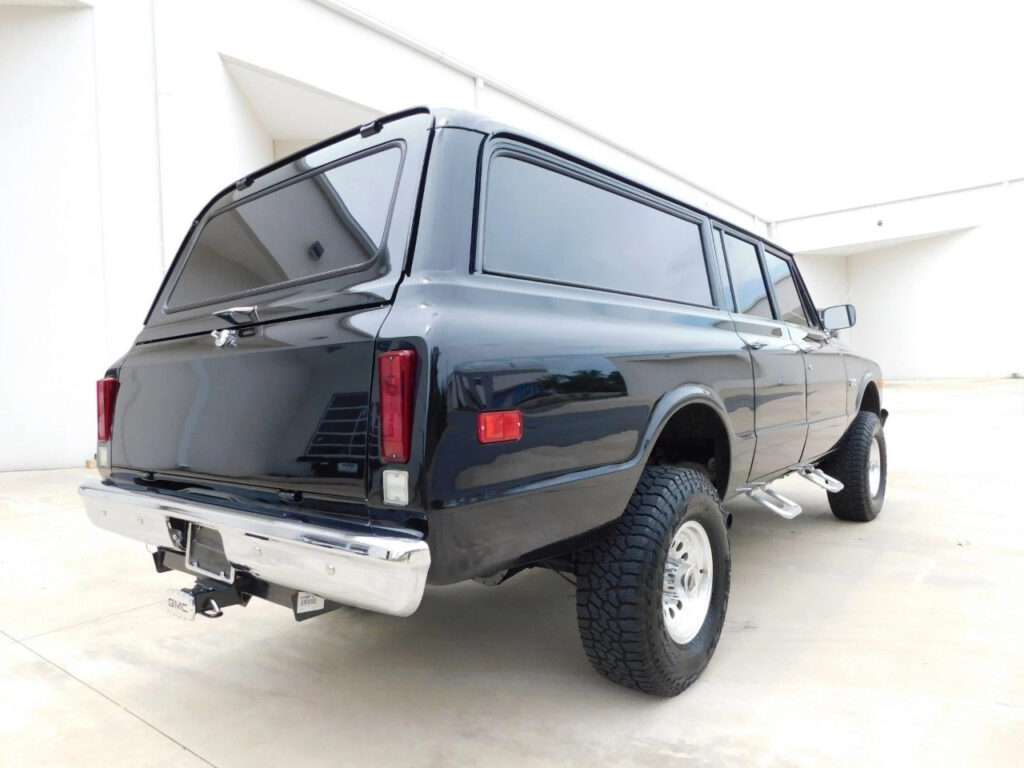 Black 1972 GMC Suburban Other 350 CID V8 TH400