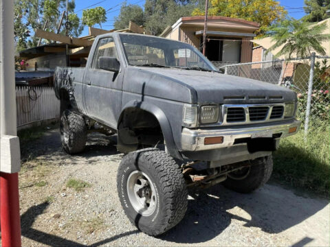 1986-1987 Nissan D21 std 4cyl 4”-6” lift for sale