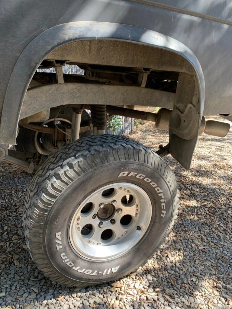 1986-1987 Nissan D21 std 4cyl 4”-6” lift