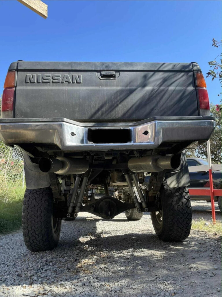 1986-1987 Nissan D21 std 4cyl 4”-6” lift