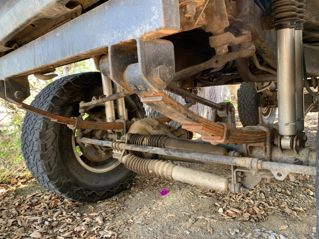 1986-1987 Nissan D21 std 4cyl 4”-6” lift