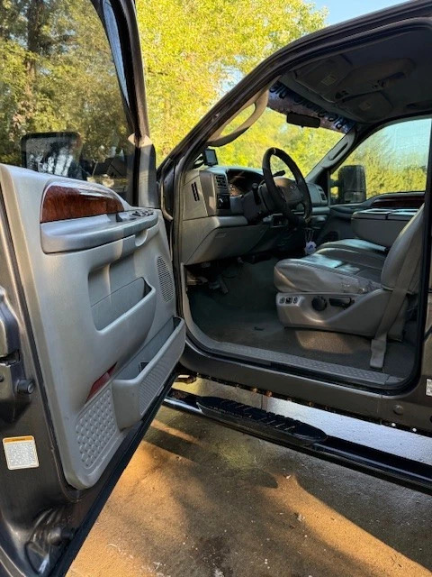 2004 Ford F-250 Lariat