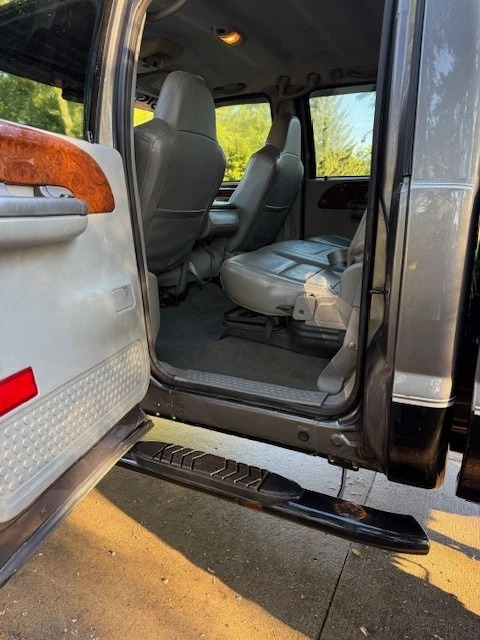 2004 Ford F-250 Lariat