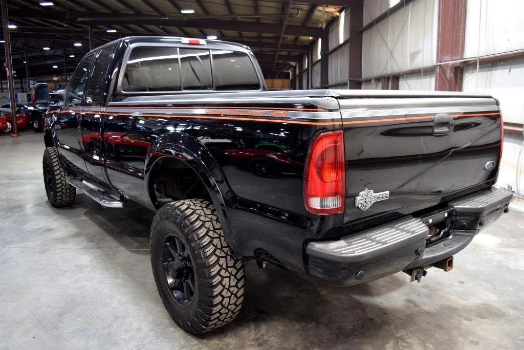 2004 Ford F-250 Super Duty Crew Cab Long Bed Harley Davidson