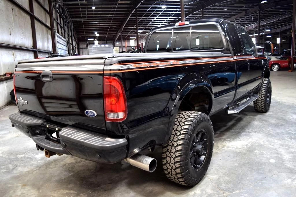 2004 Ford F-250 Super Duty Crew Cab Long Bed Harley Davidson
