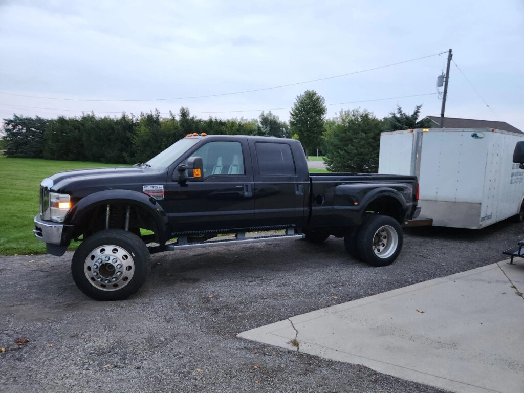 2009 Ford F350 Lariat Crew Cab Dually