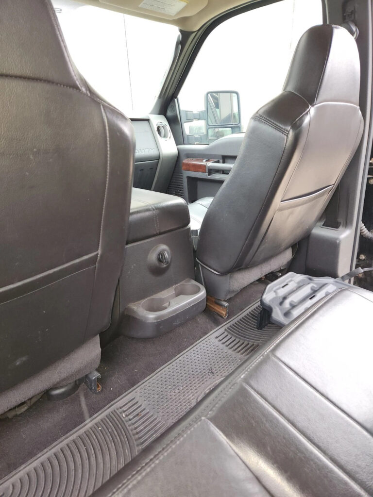 2009 Ford F350 Lariat Crew Cab Dually