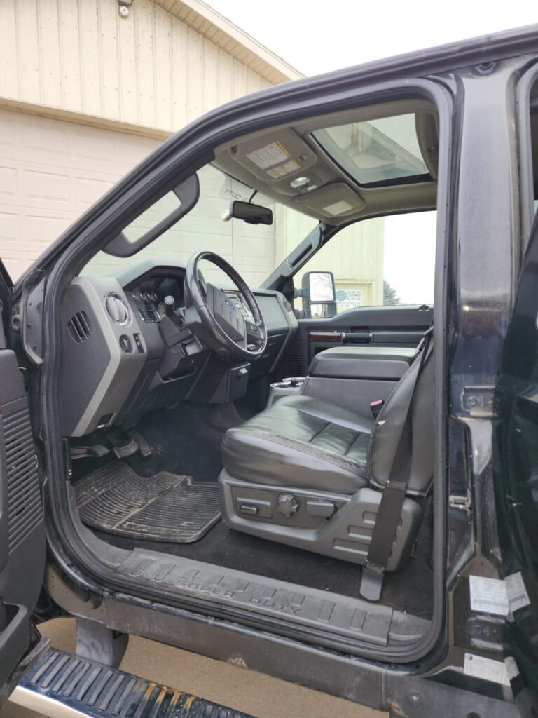 2009 Ford F350 Lariat Crew Cab Dually