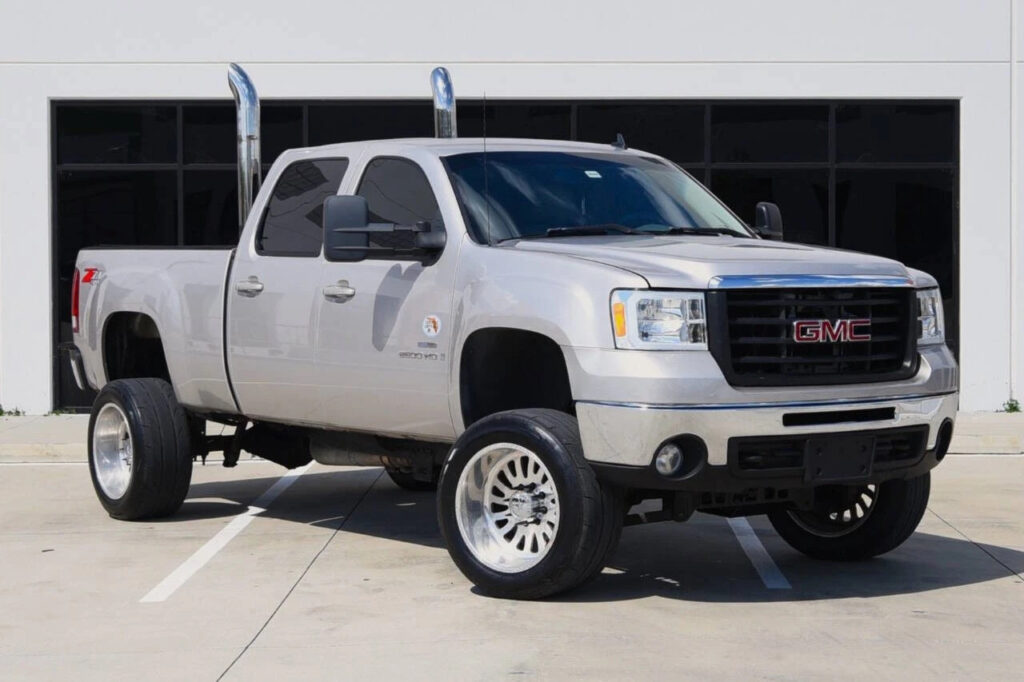 2009 GMC Sierra 2500 HD SLT 4×4 4dr Crew Cab SB