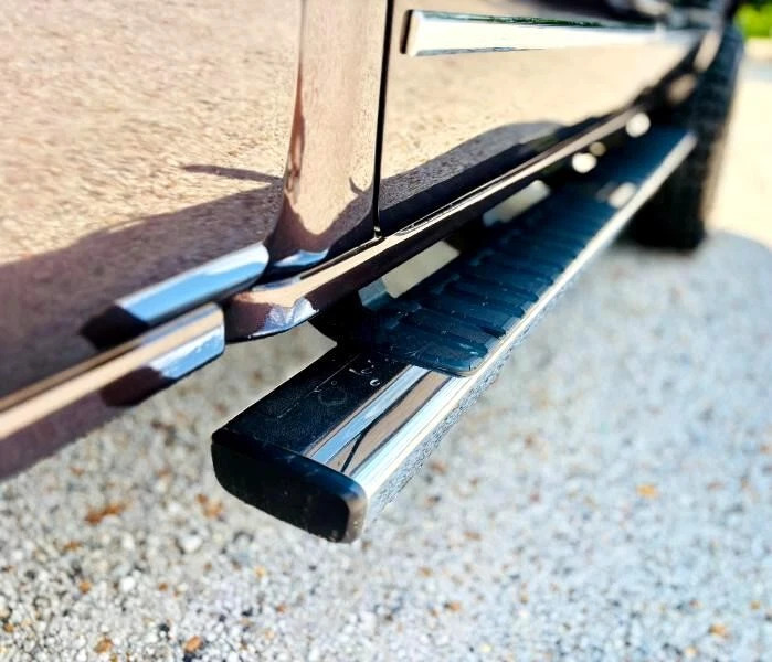 2014 Chevrolet Silverado 1500 High Country Crew Cab 4WD