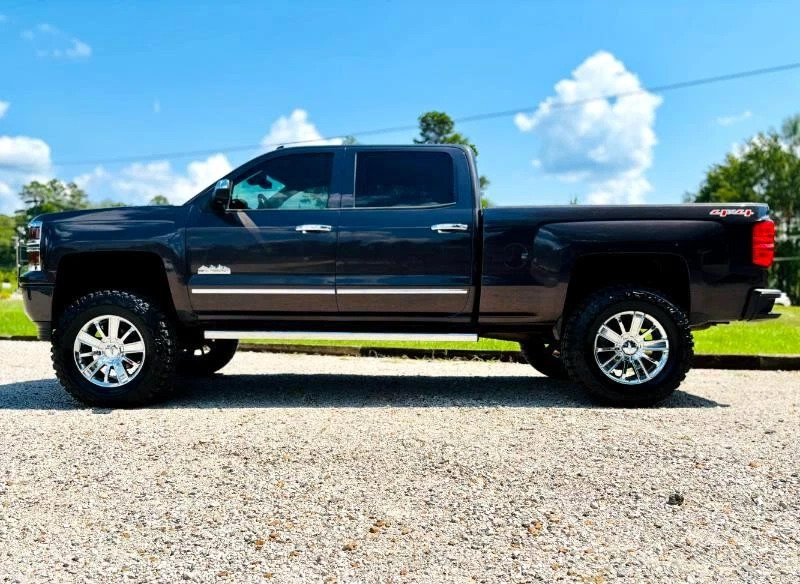 2014 Chevrolet Silverado 1500 High Country Crew Cab 4WD