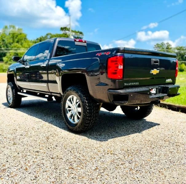 2014 Chevrolet Silverado 1500 High Country Crew Cab 4WD