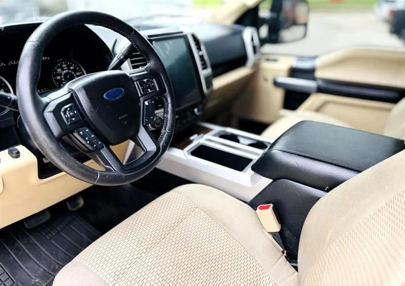 2016 Ford F-150 XLT Supercrew 5.5-Ft. Bed 4WD