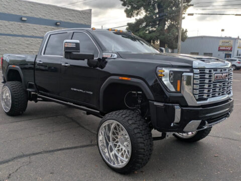 2024 GMC Sierra 2500 Denali Crew Cab 4WD for sale